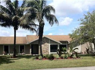 15247 SW 165th St, Miami, FL 33187