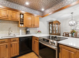 1555 Lafayette Dr APT B, Upper Arlington, OH 43220