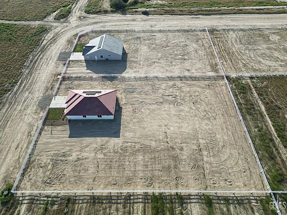 4th image of 28108 Valley West Rd