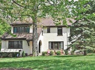 410 Yorkshire Pl, Saint Louis, MO 63119