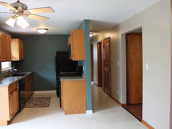 3rd image of 620 Juniper Ln