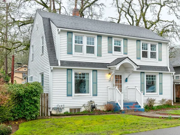 5260 Broadway St, West Linn, OR 97068