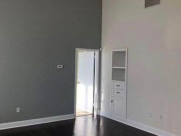 2nd image of 55 McKinley Ave APT D2-6