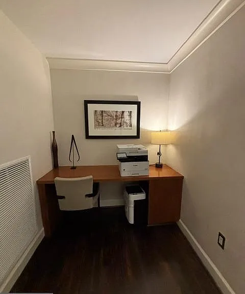 7171 Woodmont Ave #806 — Photo 29