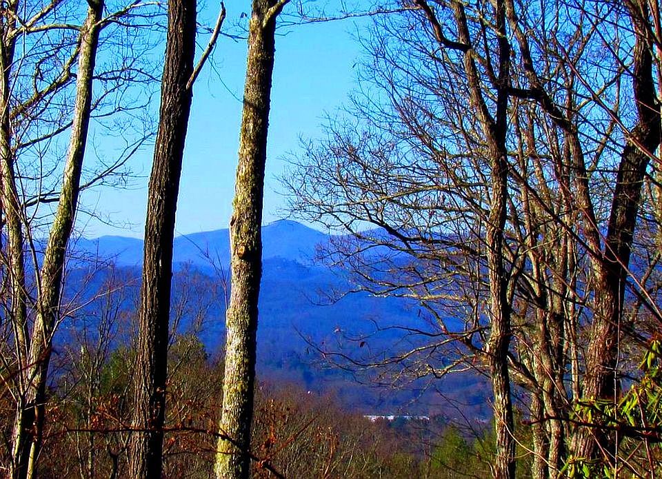 1st image of 226 Mountain Sunset Trl
