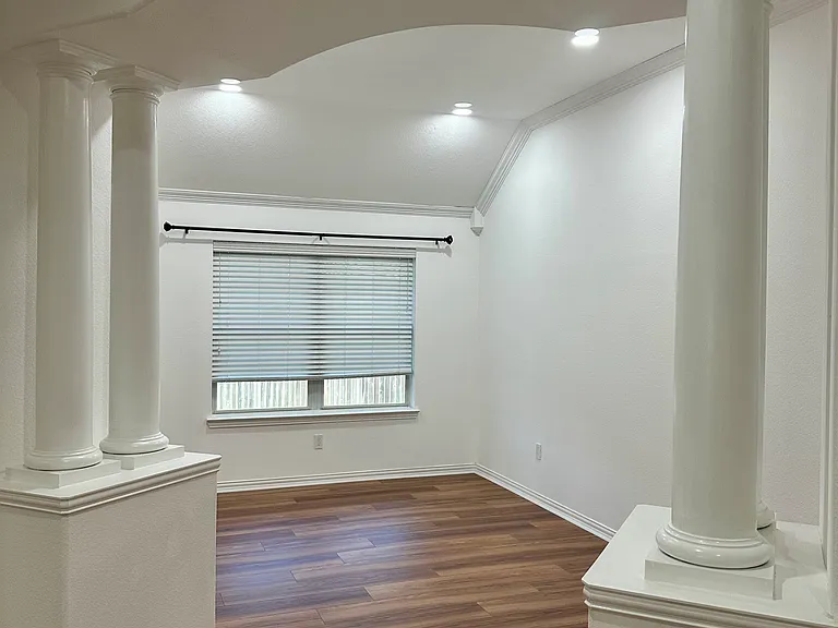 4507 Ridgeway Dr — Photo 9