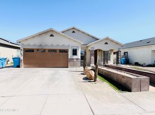 11645 Flor Freesia Dr, Socorro, TX 79927
