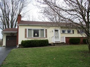 15 Grenell Dr, Rochester, NY 14624