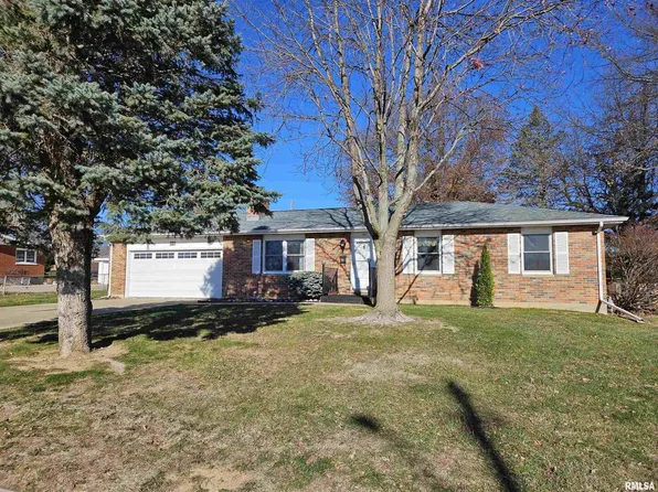 2031 Cherry Ln, Quincy, IL 62301