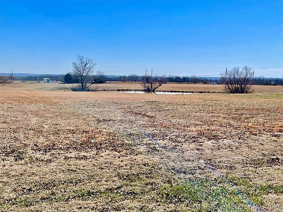 5th image of Memorial Rd