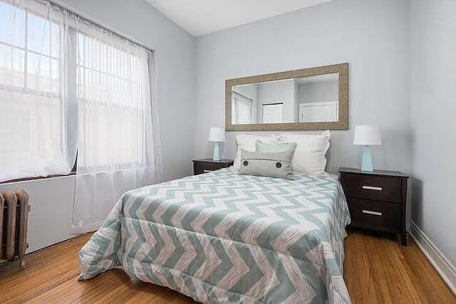 7033 1/2 N Sheridan Rd #3W — Photo 8