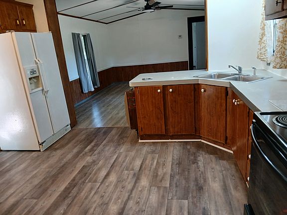 5th image of 897 Dry Pond Rd