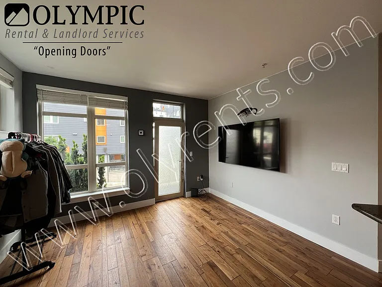 1501 Tacoma Ave S #205 — Photo 3