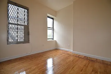 Rented by CITY SKYLINE REALTY INC