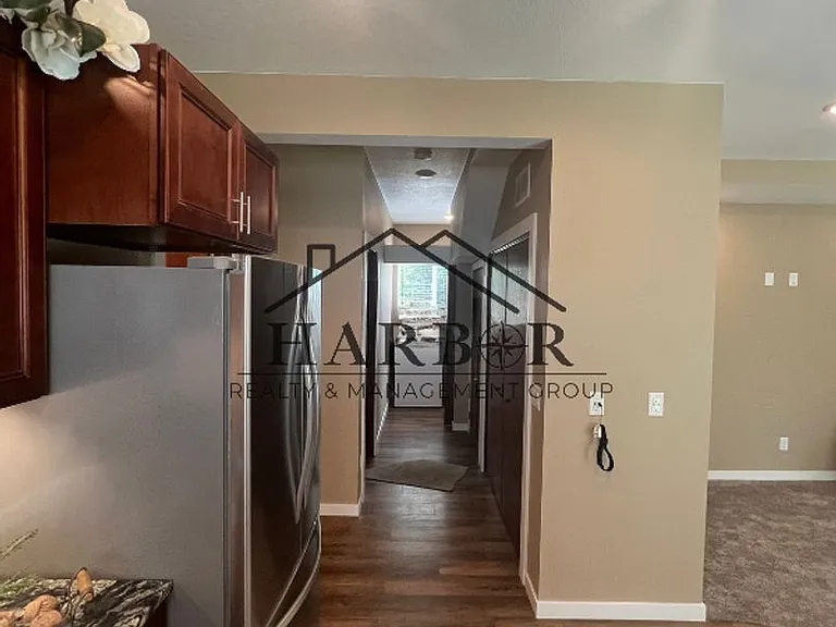 807 1st Dr NW #A — Photo 5