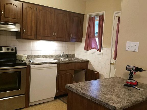 4th image of 4036 Robert Ave