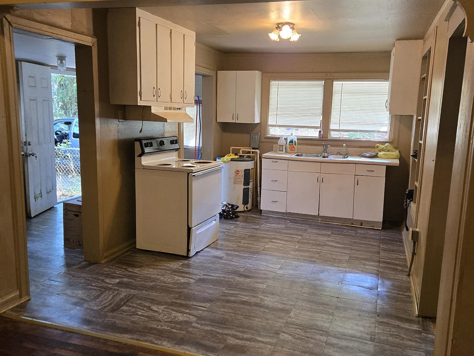 2 bed, 1175 sqft, $800 — Photo 4