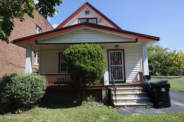 1st image of 3407 E 140th St
