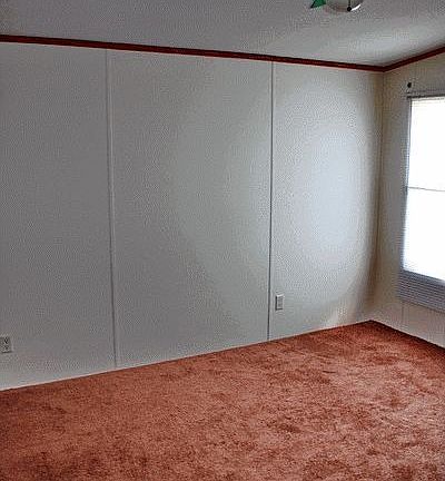 5th image of 519 White Willow Dr