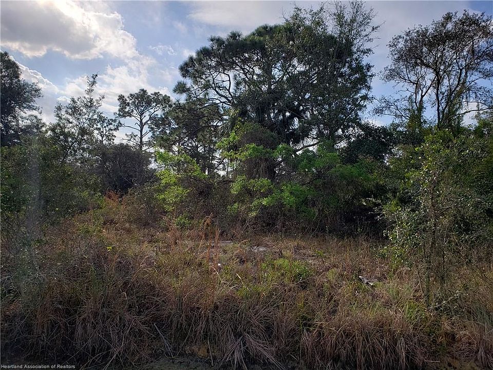 2nd image of 536 Lake August Dr