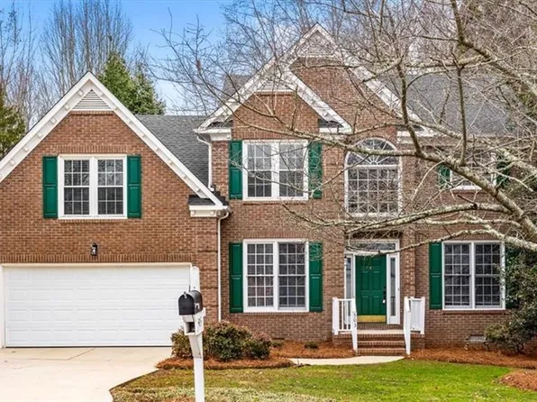 503 Willowview Dr, Greensboro, NC 27455