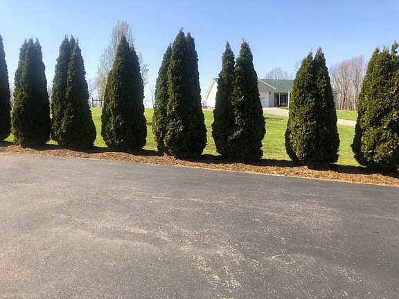 3rd image of 1580 Sterling Dr