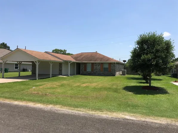 116 N Tammye Ln, Madisonville, TX 77864