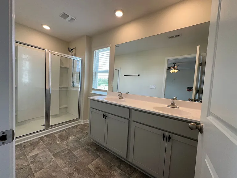 1105 Beacon Rd — Photo 14