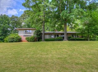 1235 Hickory Ln, Auburn, AL 36830