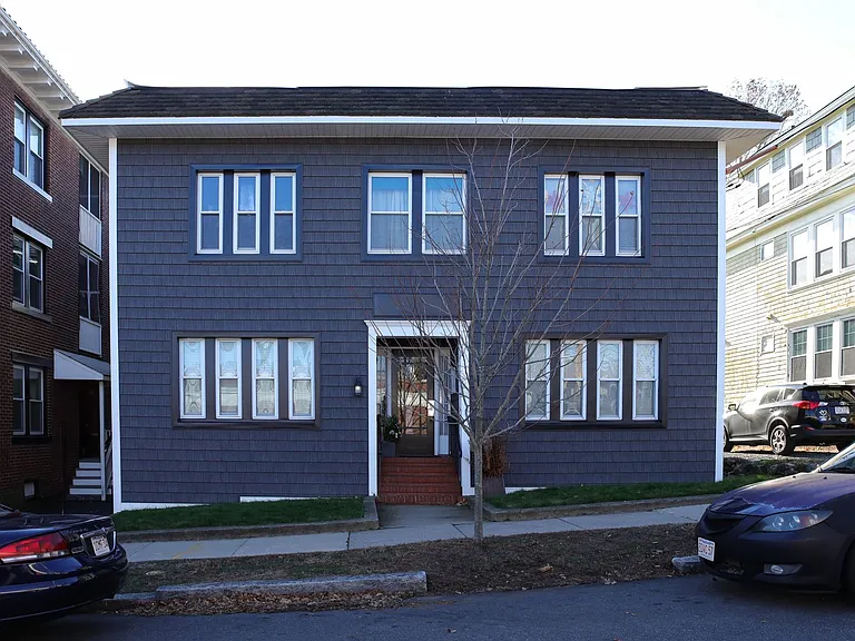 7 Cedar St — Photo 1