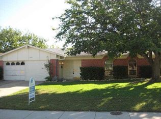 2520 Hightrail Dr, Carrollton, TX 75006