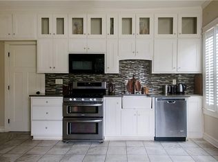 710 Rhodes Ave, Grandview, MO 64030