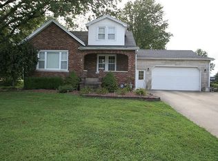 569 N Kluemper Rd, Jasper, IN 47546