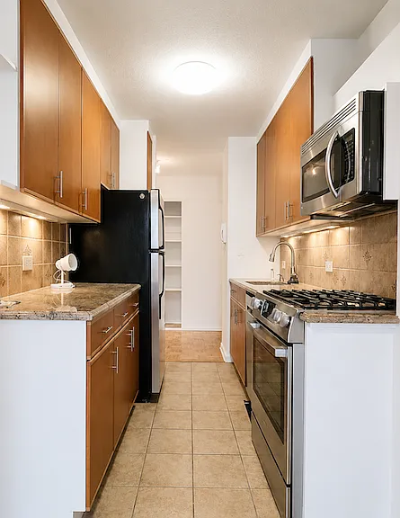 1619 3rd Ave #5H — Photo 11