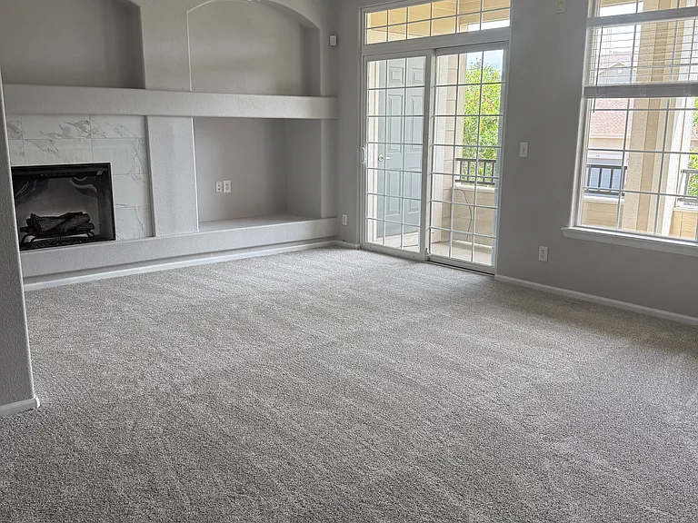 431 Black Feather Loop #813 — Photo 21