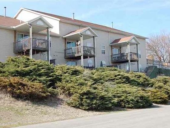 2nd image of 3 River St APT 14