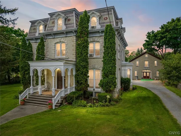 33 Main St, Cherry Valley, NY 13320