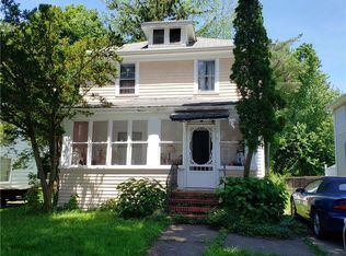 135 Center St, Fredonia, NY 14063