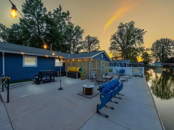 8970 Walnut St, Huntsville, OH 43324