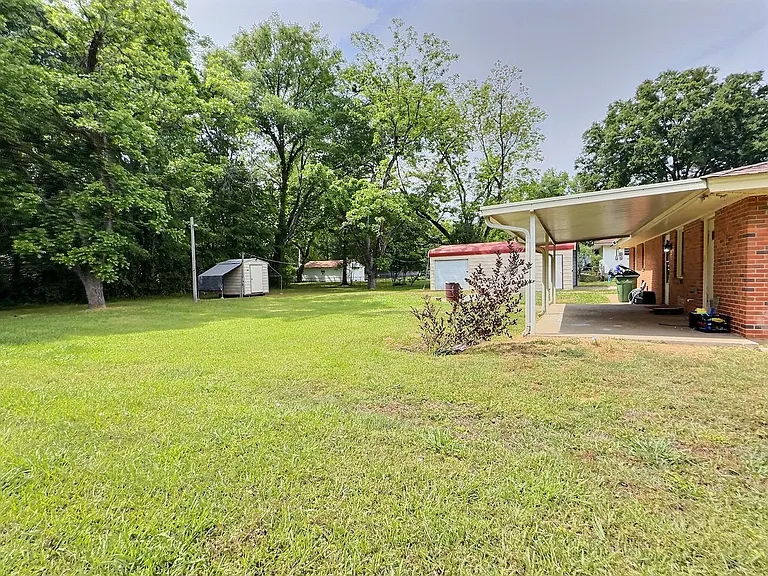 168 Grovewood Ct — Photo 18