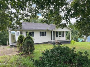 596 Big Smith Ridge Rd, Clintwood, VA 24228