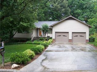 1809 Dantzler Dr, High Point, NC 27265