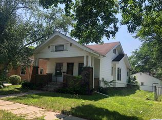 316 S Vermont Ave, Mason City, IA 50401