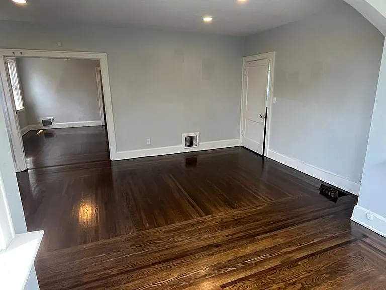 682 Greenwood Ave — Photo 8