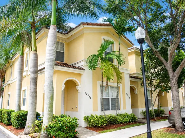 3052 SW 129th Ter #114, Hollywood, FL 33027