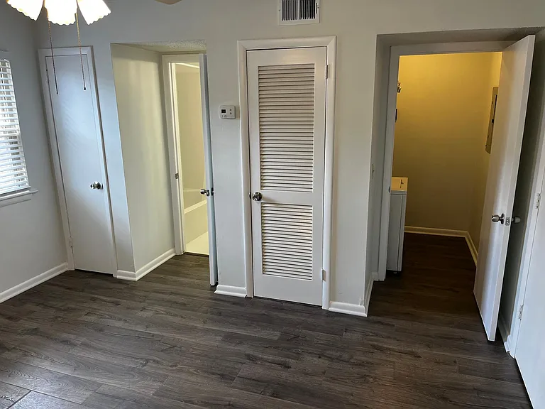 2124 Fairfax Ave #107 — Photo 10
