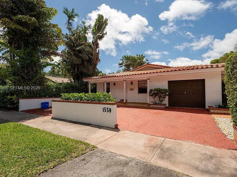 1550 S Greenway Dr — Photo 65