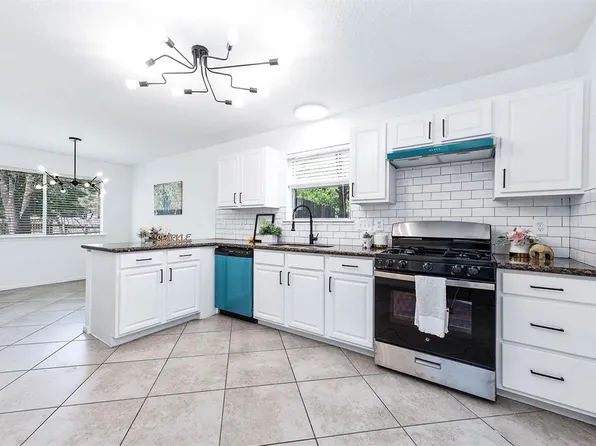 18019 Keller Forest Court, Humble, TX 77346