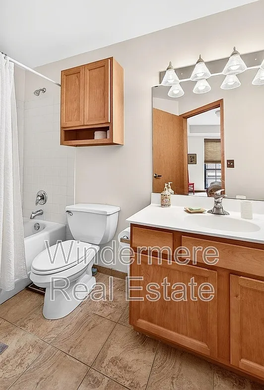 2 bed, 2.0 bath, 1307 sqft, $1,450 — Photo 4