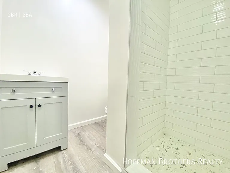 1445 S Sherbourne Dr #9 — Photo 6